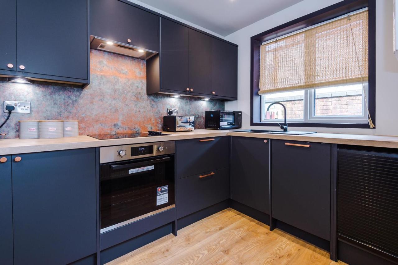 Holiday home Four Bedroom Urban Hosted By Mcr Dens
